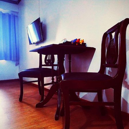 Beerapan Hotel Бангкок Экстерьер фото