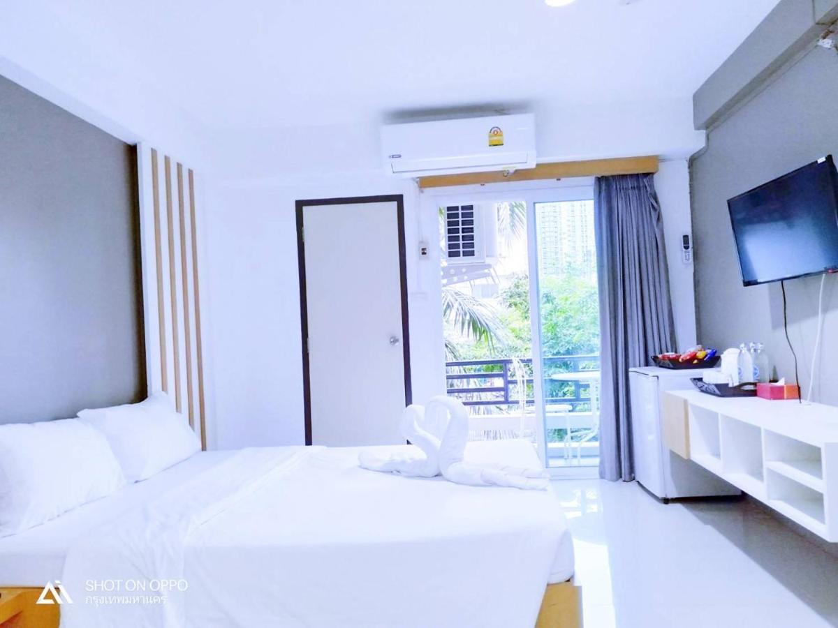 Beerapan Hotel Бангкок Экстерьер фото