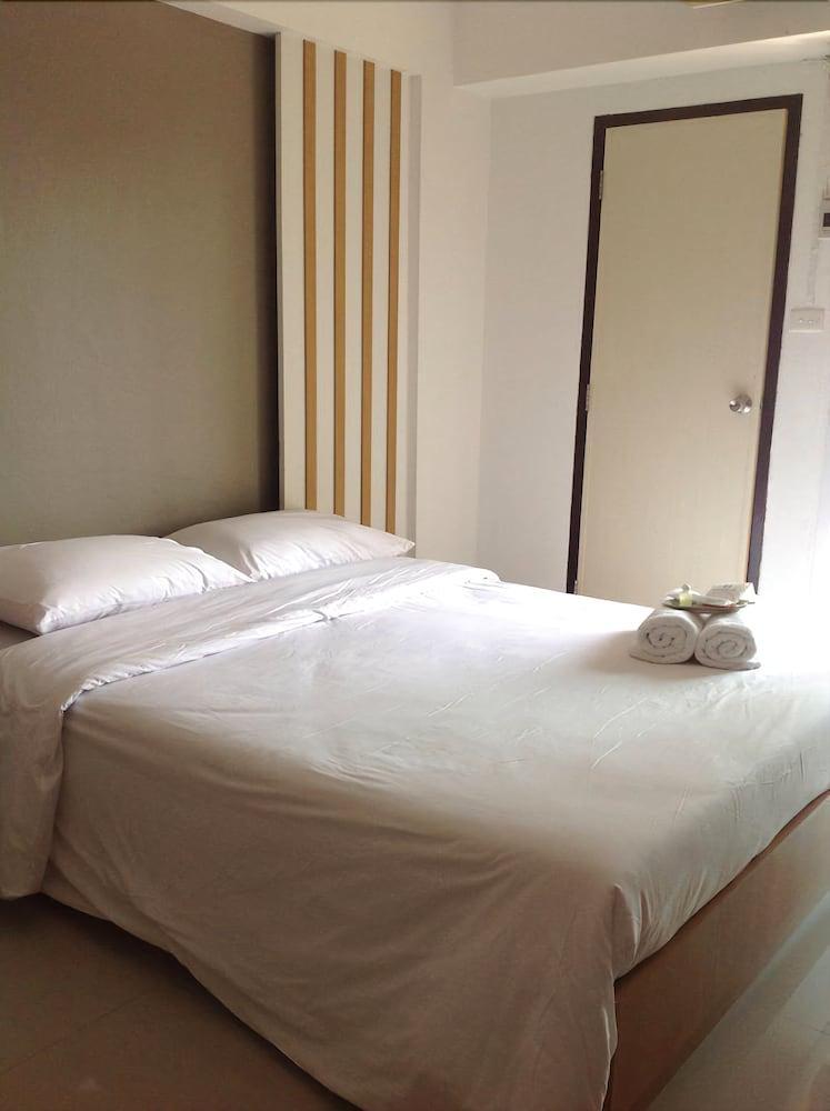 Beerapan Hotel Бангкок Экстерьер фото