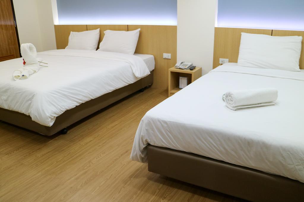 Beerapan Hotel Бангкок Экстерьер фото